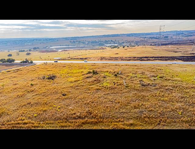 25,000M² VACANT LAND FOR SALE IN LAEZONIA